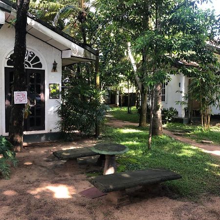 Sylvester Villa Hostel ネゴンボ エクステリア 写真
