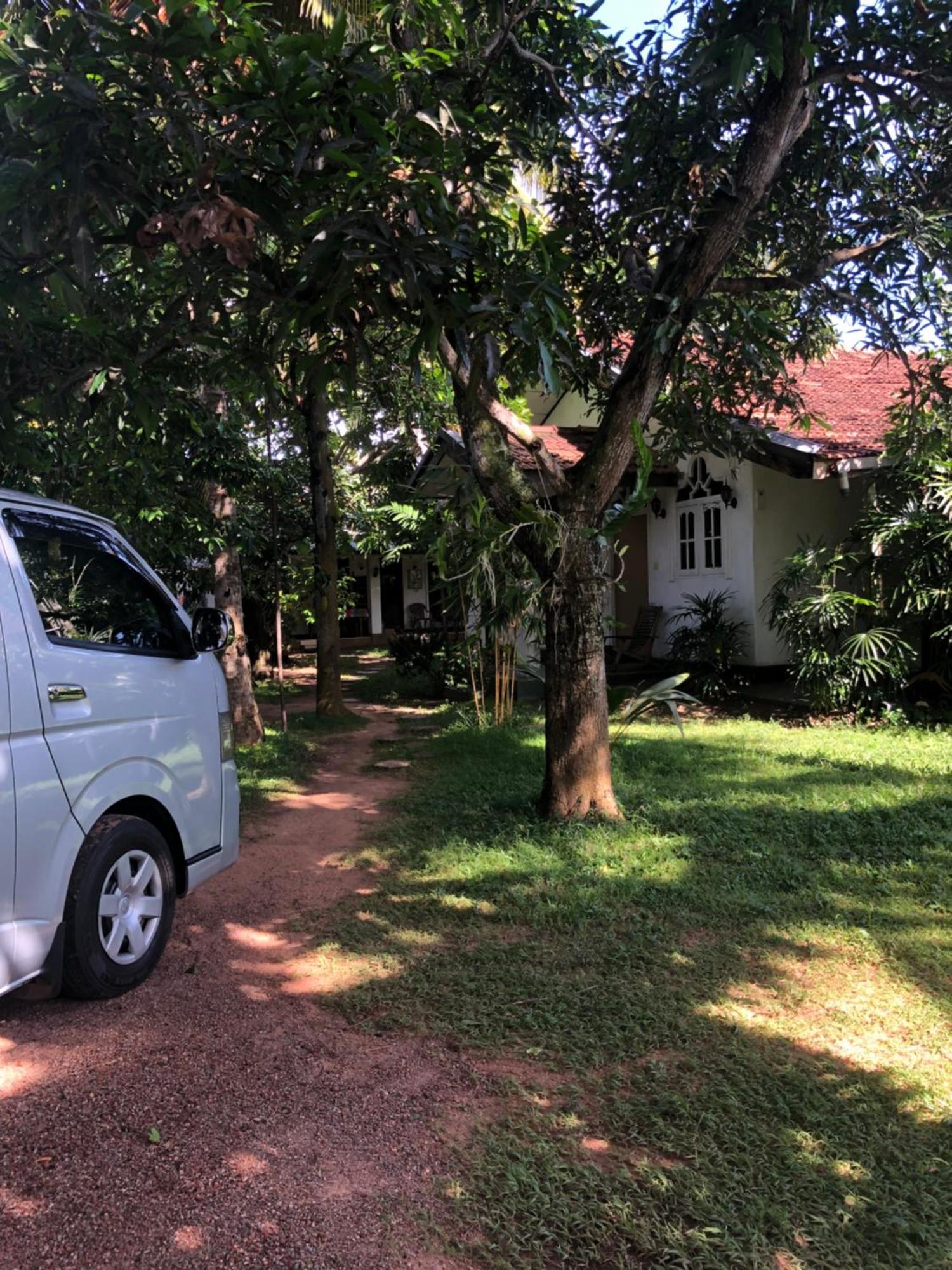Sylvester Villa Hostel ネゴンボ エクステリア 写真